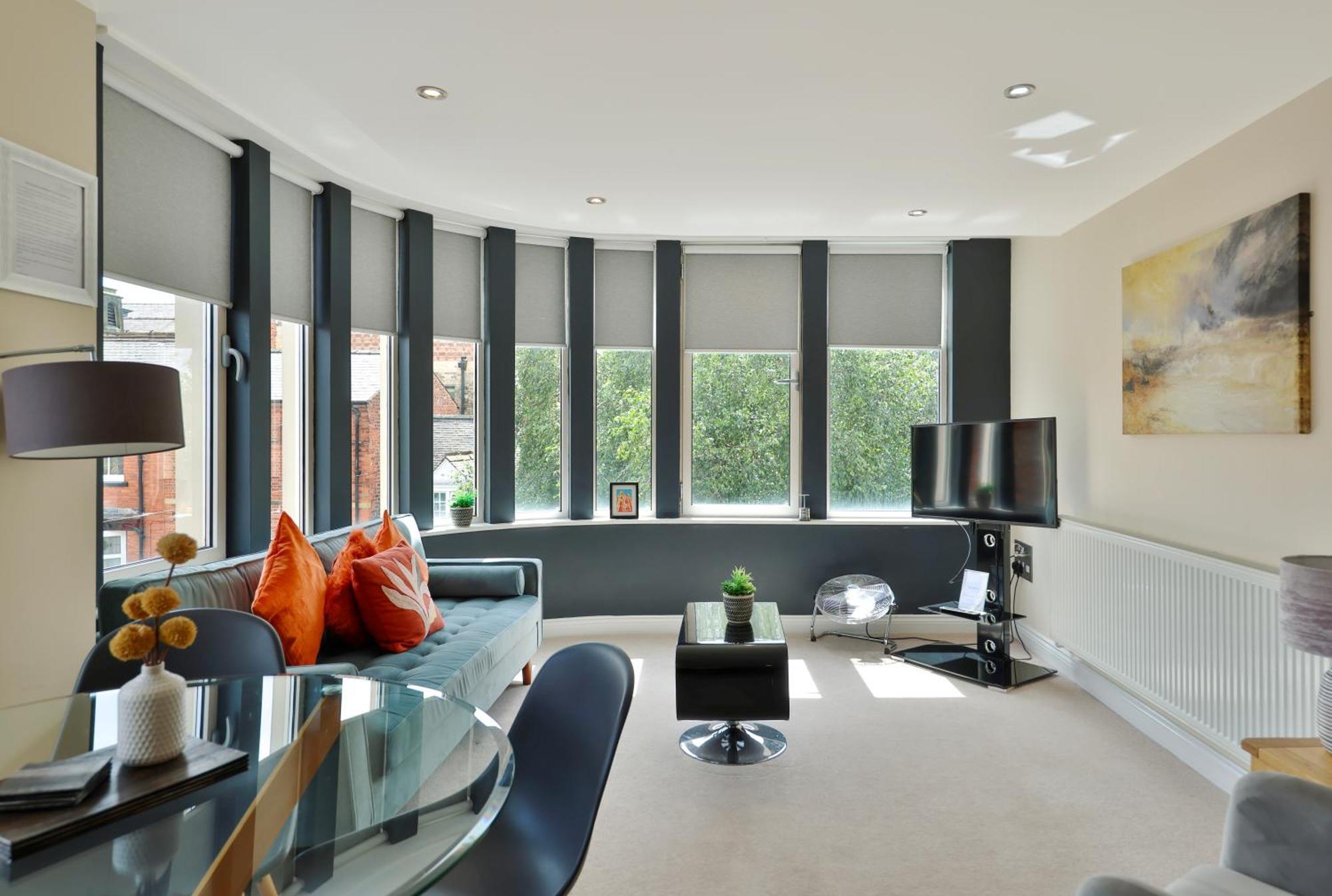 Aspire - 2 Bed, Parking, 3 Minute Walk To Minster Apartment *