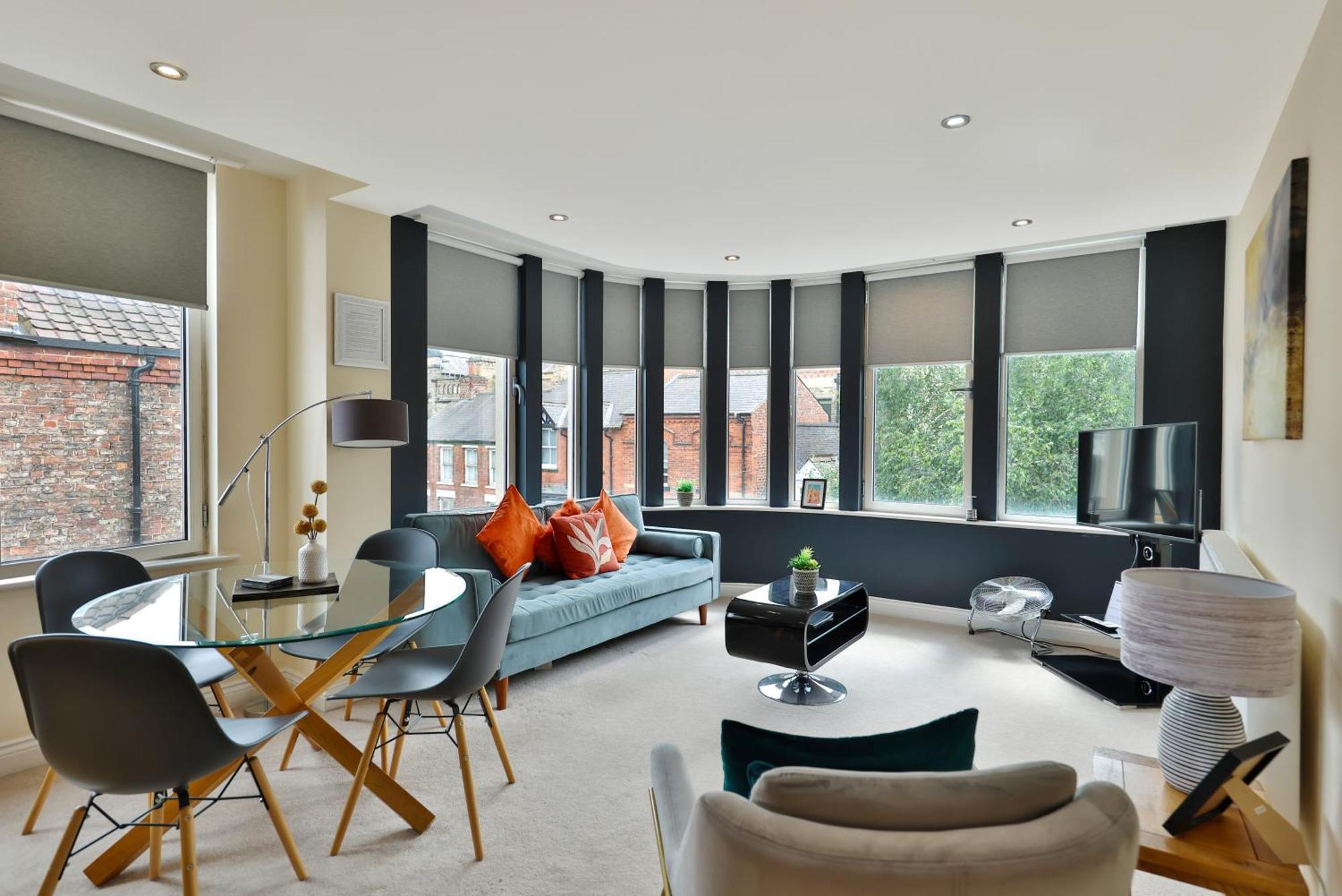 Aspire - 2 Bed, Parking, 3 Minute Walk To Minster York