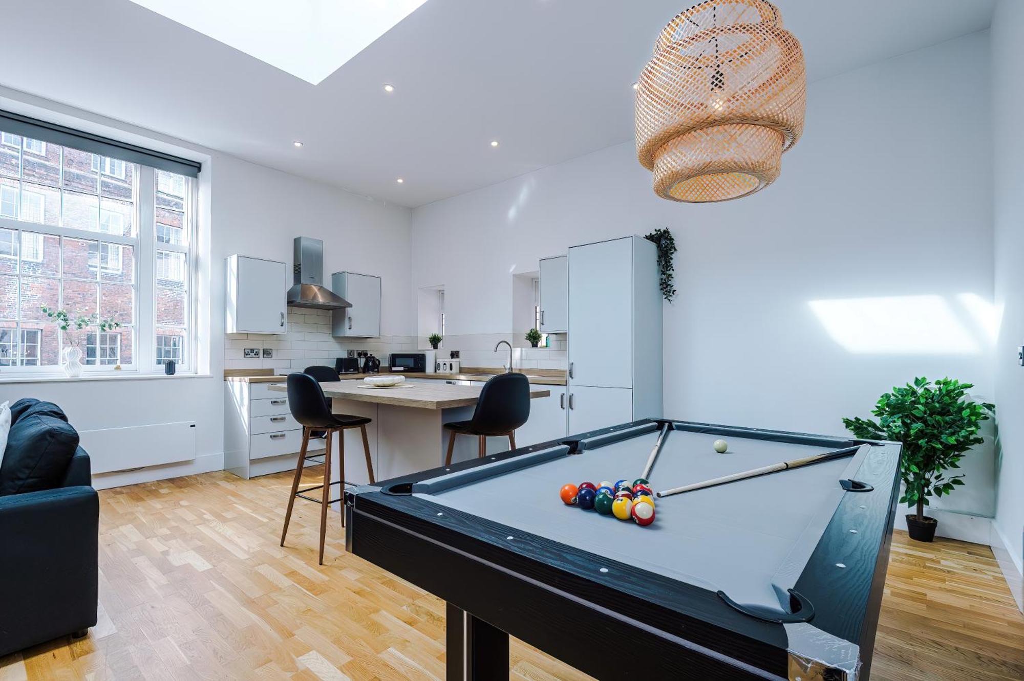 Apartment Stylish York Getaway - Pool Table York