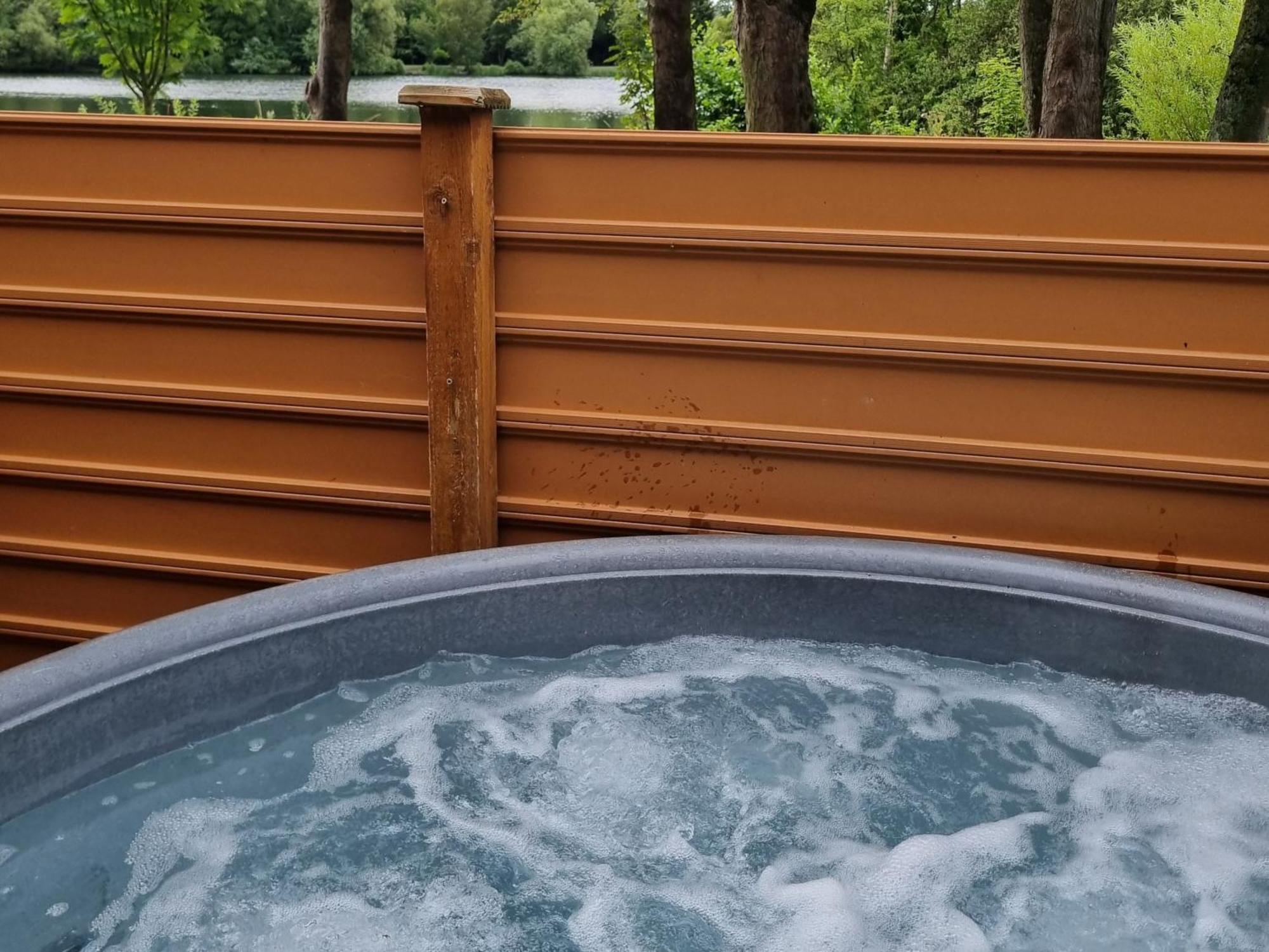 Beech 4 Hot Tub