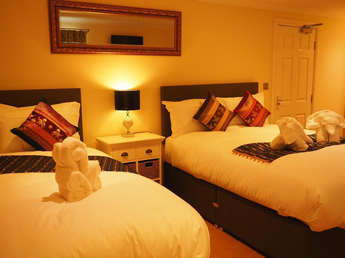 Hotel Thai Season *