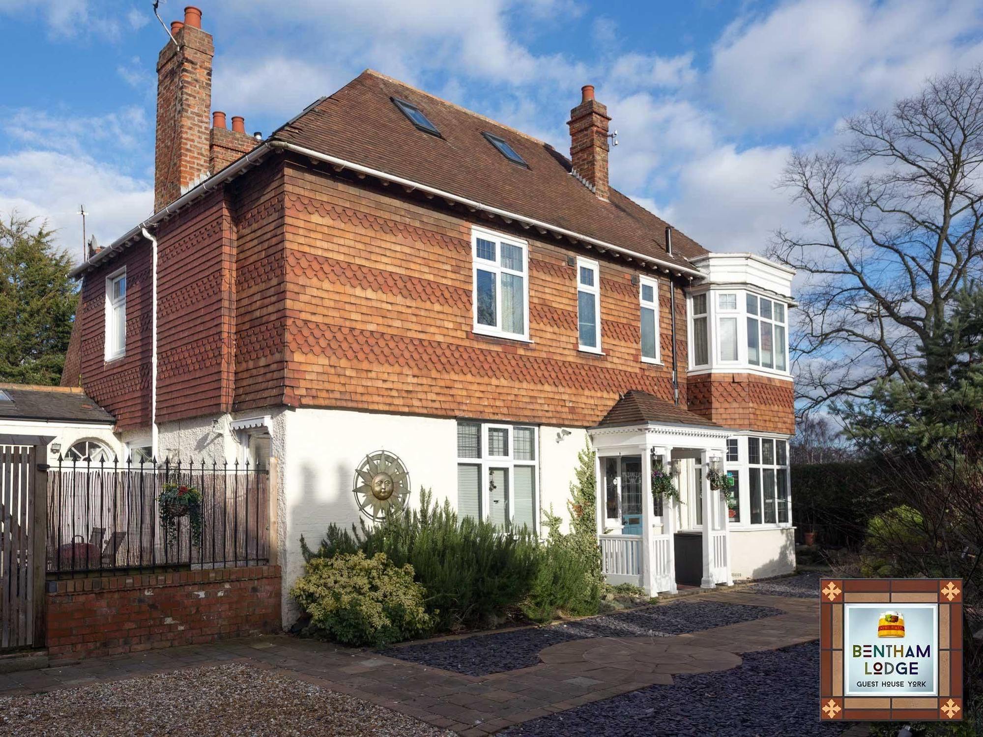 Bed & Breakfast Bentham 4*
