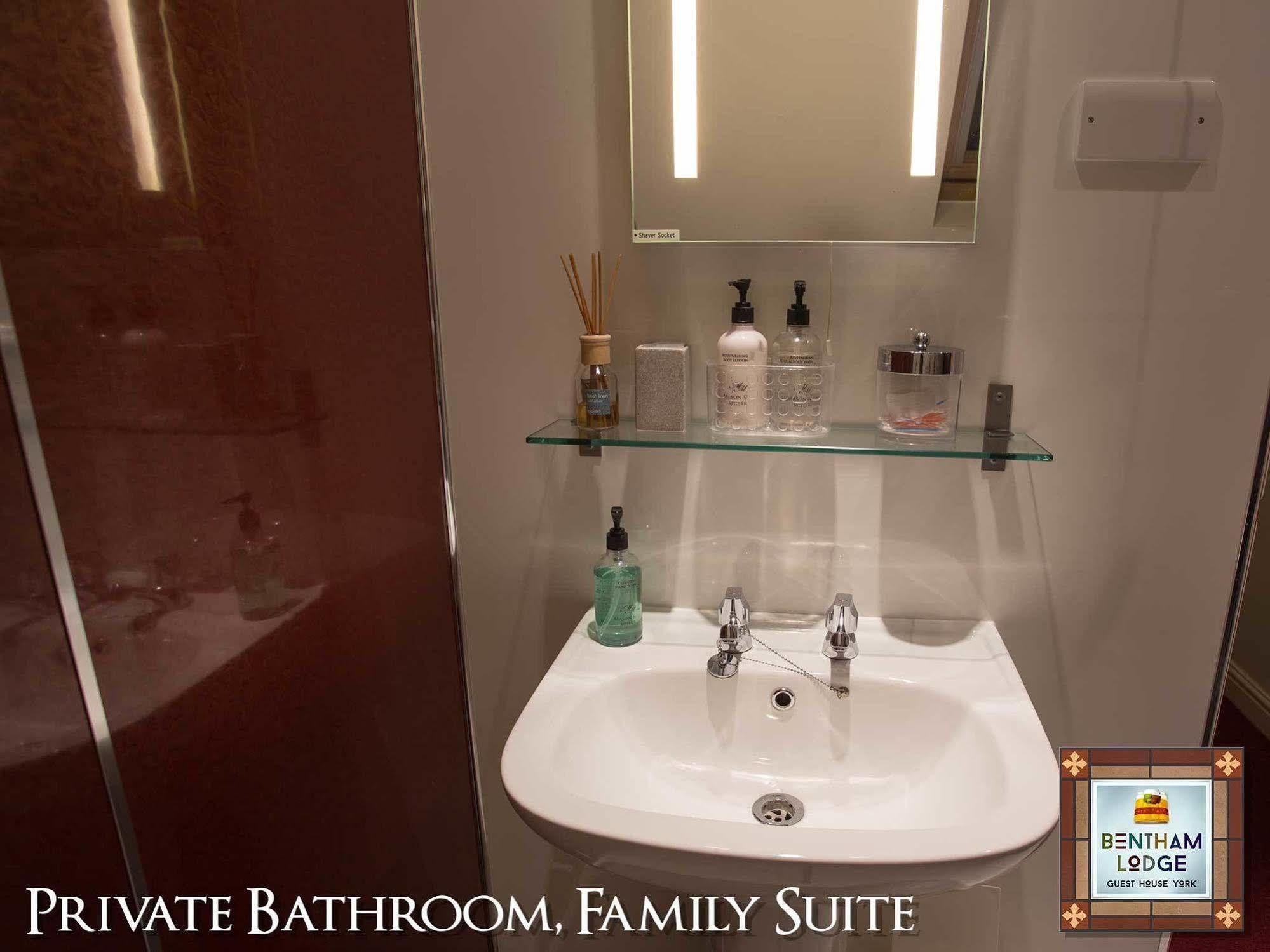 Bed & Breakfast Bentham 4*