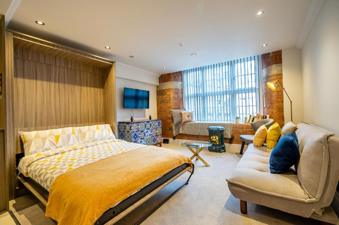 Apartment 48 Cocoa Suites York