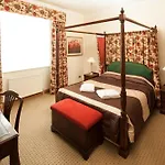 Mercure York Fairfield Manor Hotel