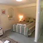 Midway Guest House