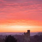 Dovecote House - Luxury Town House - Dog Friendly