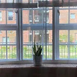 Perfect Apartment In Central York