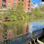Perfect Apartment In Central York