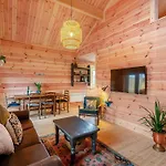 Holly Tree Lodges