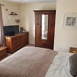 Chequers Inn
