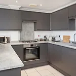 Fountains View Apartment