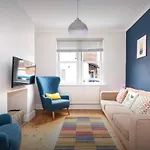 Lower Darnborough Street Holiday Home