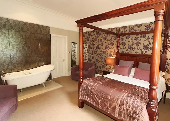 The Holme Lea Manor