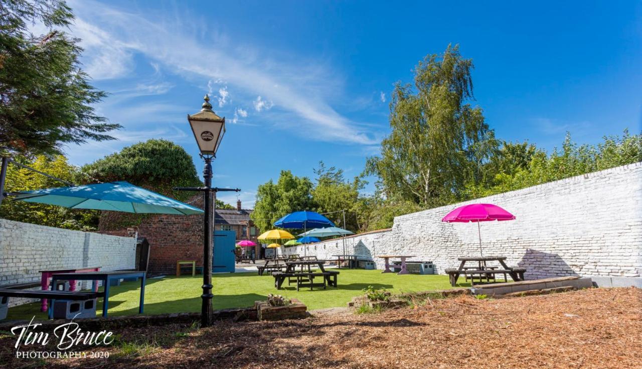 The Saddle 5* York