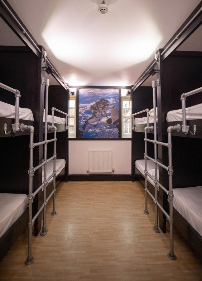Hotel The