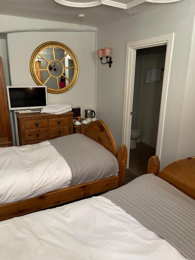 Golden Fleece 3*