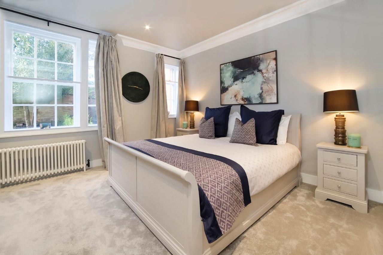 The Presidential Suite, With Free Parking! * York