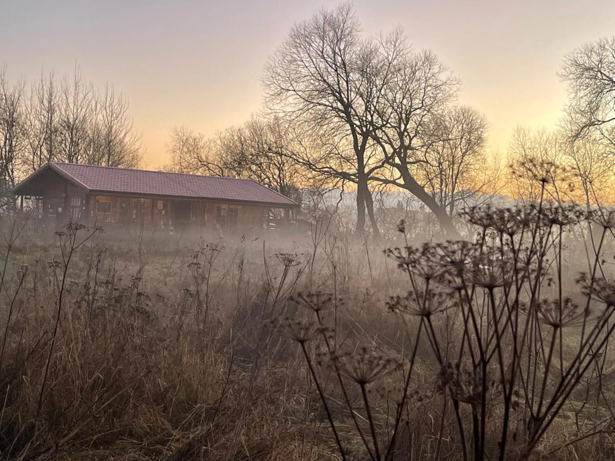 Lodge Acorn Glade Glamping *