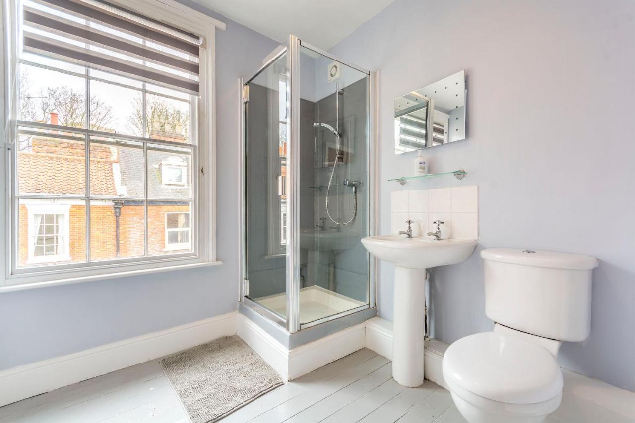 Minster Hub - 2 Min Walk 2 Minster! Guest house 3*