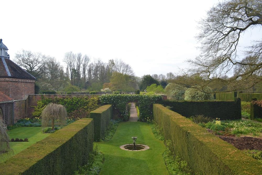 Middlethorpe Hall & Hotel