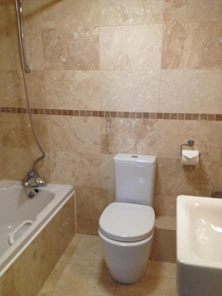 Georgian House & Mews Guest house 4*