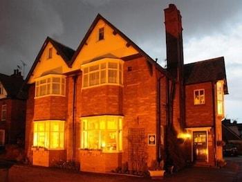 Midway Guest house