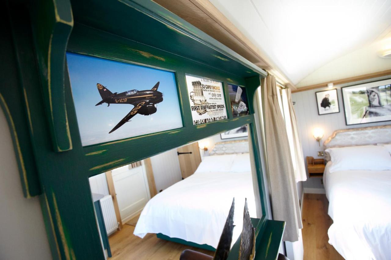 Hornington Manor Luxury Shepherd Huts * York