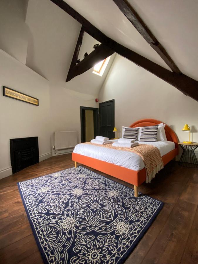 Hotel The