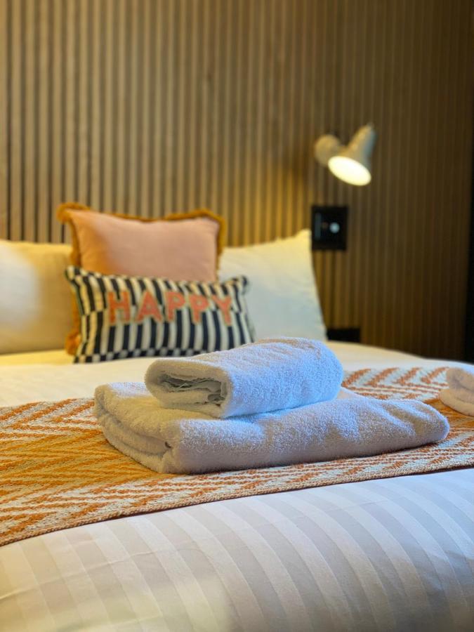 Hotel The 3*