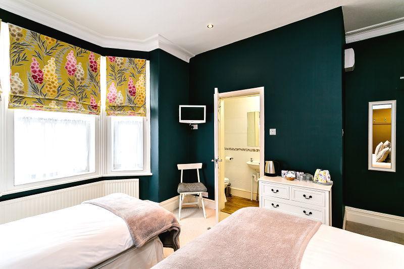 Holmlea 3* York