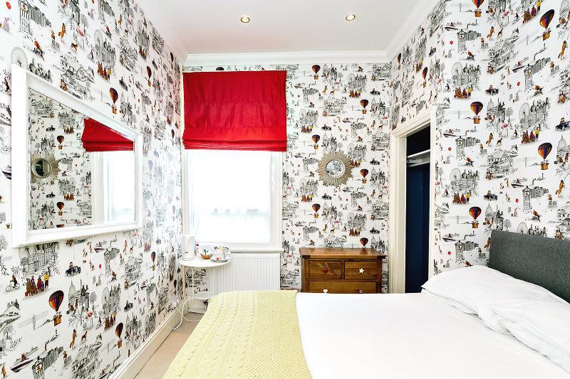 Holmlea Guest house York