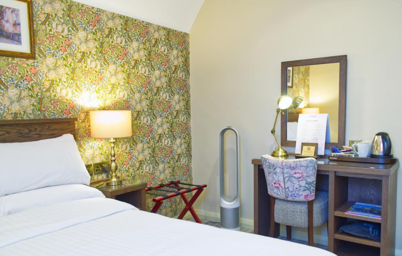 Hotel The Dean Court 4*