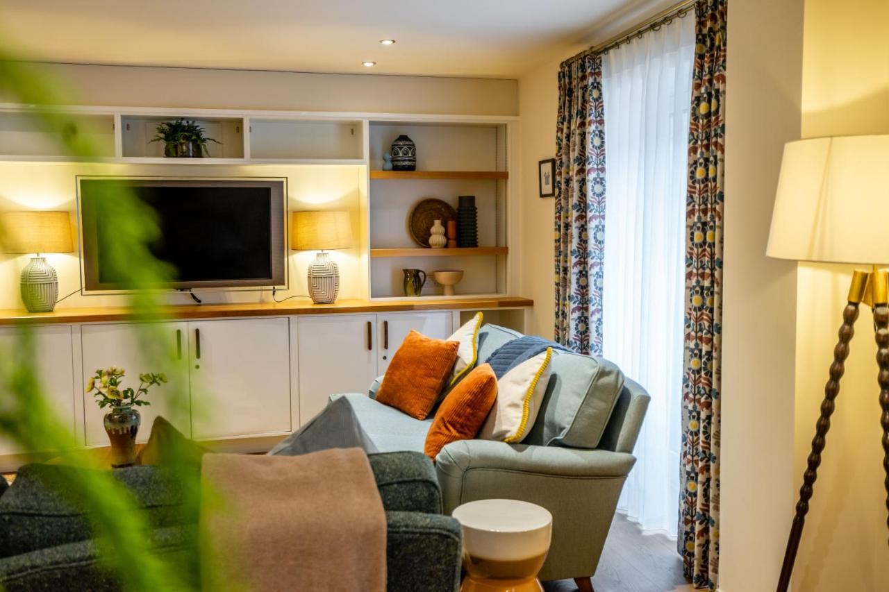 Holiday home Blake Mews York