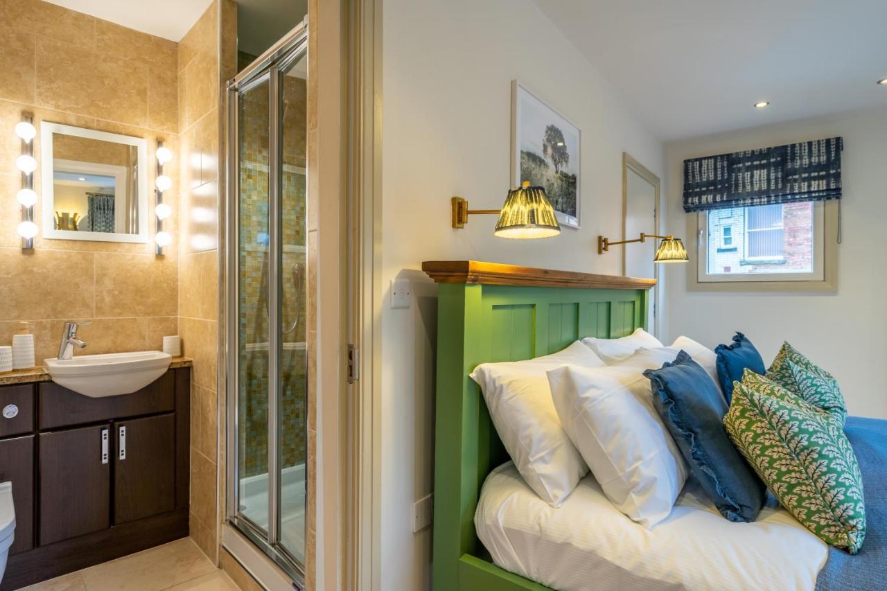 Holiday home Blake Mews York