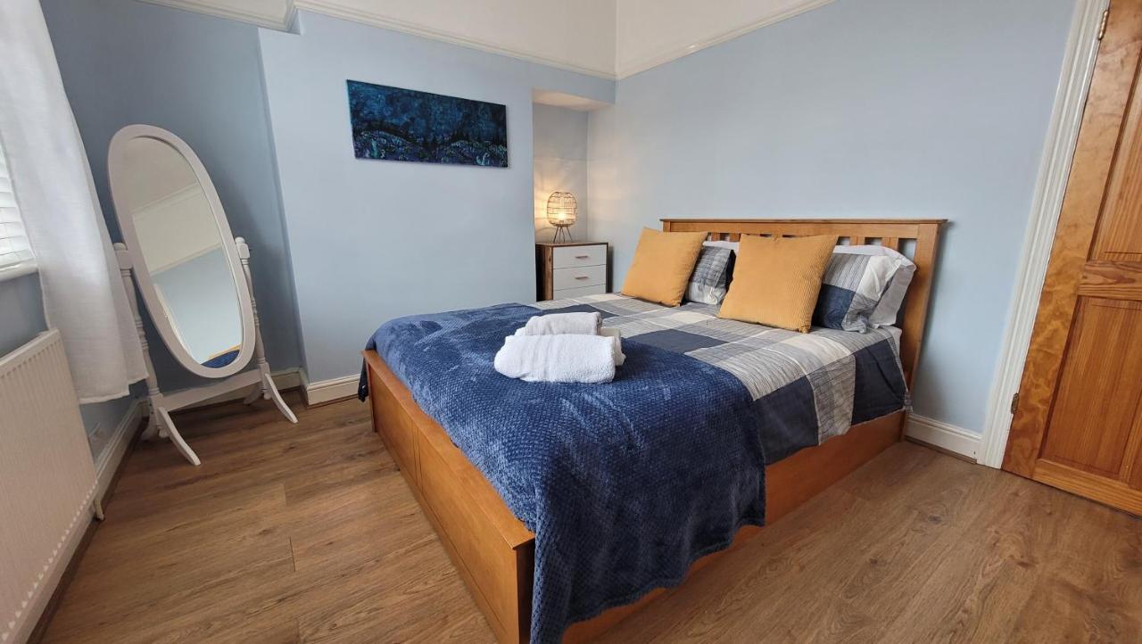 Colenso St - 2 Bed House By Bishy Road & River * York
