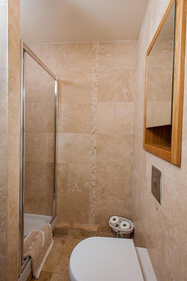 Priory House Apartment