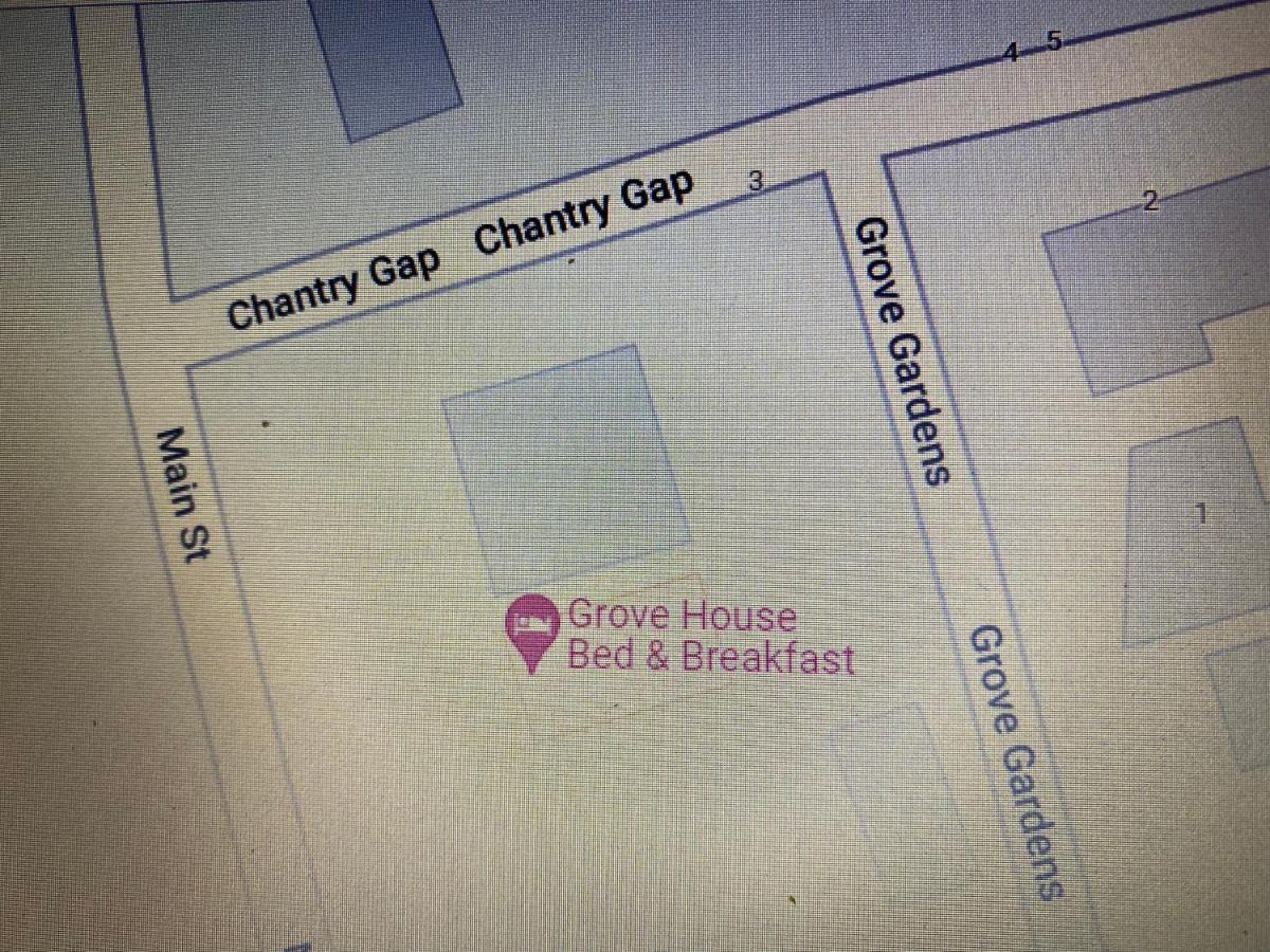 Grove House 4*