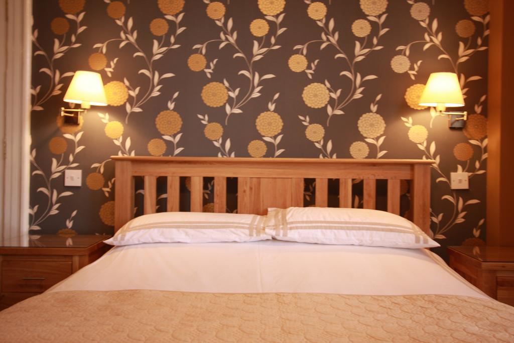 Brentwood Guest house 4*