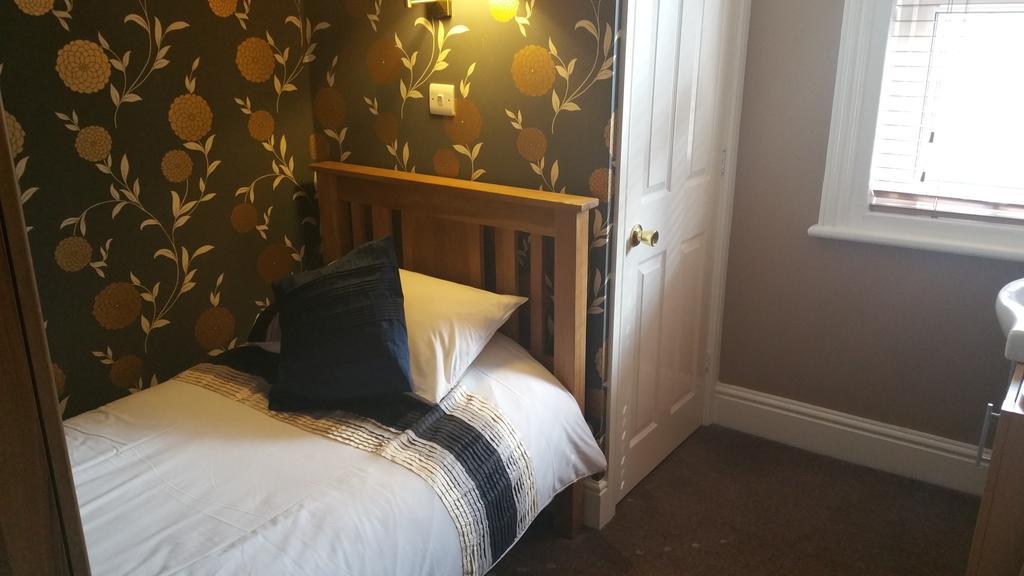 Guest house Brentwood York