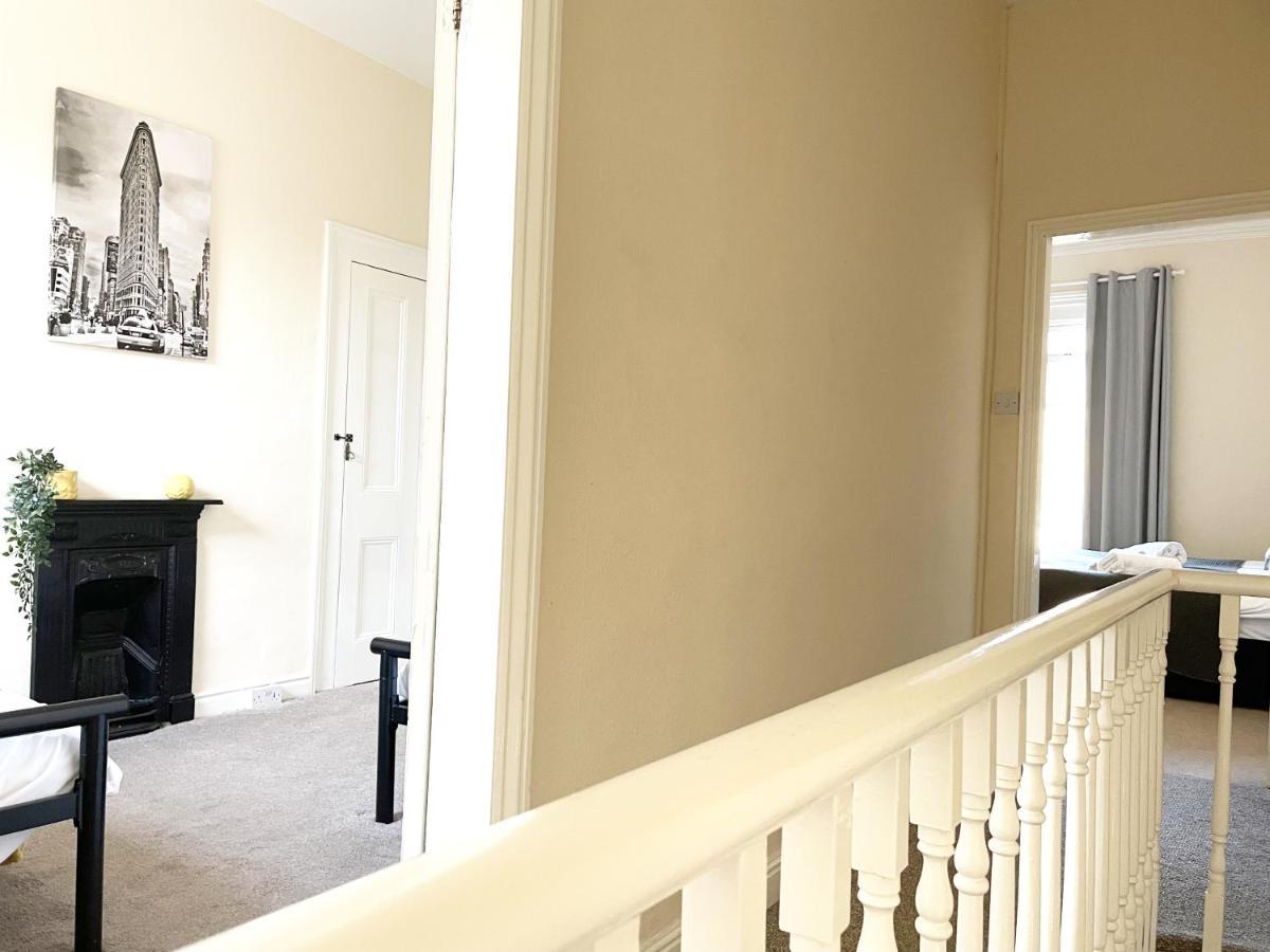 The Neville - Quaint Victorian With Free Parking Apartment York