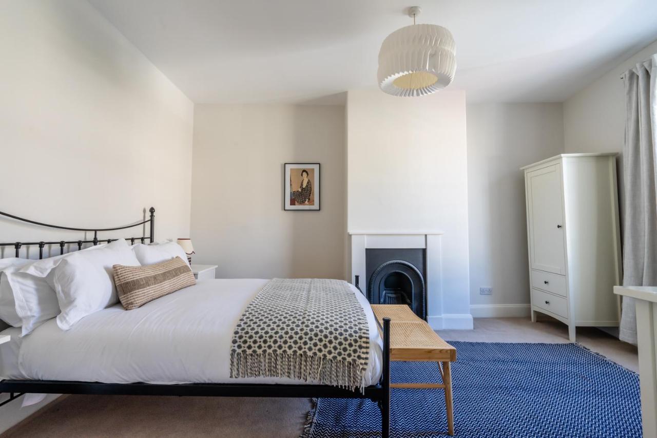 21 Scarcroft Road * York