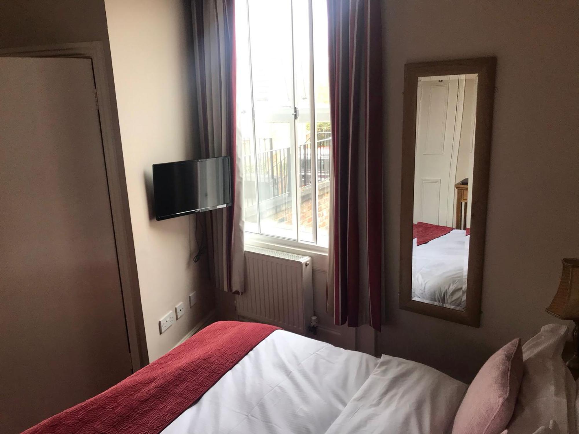 The Apple House 4* York