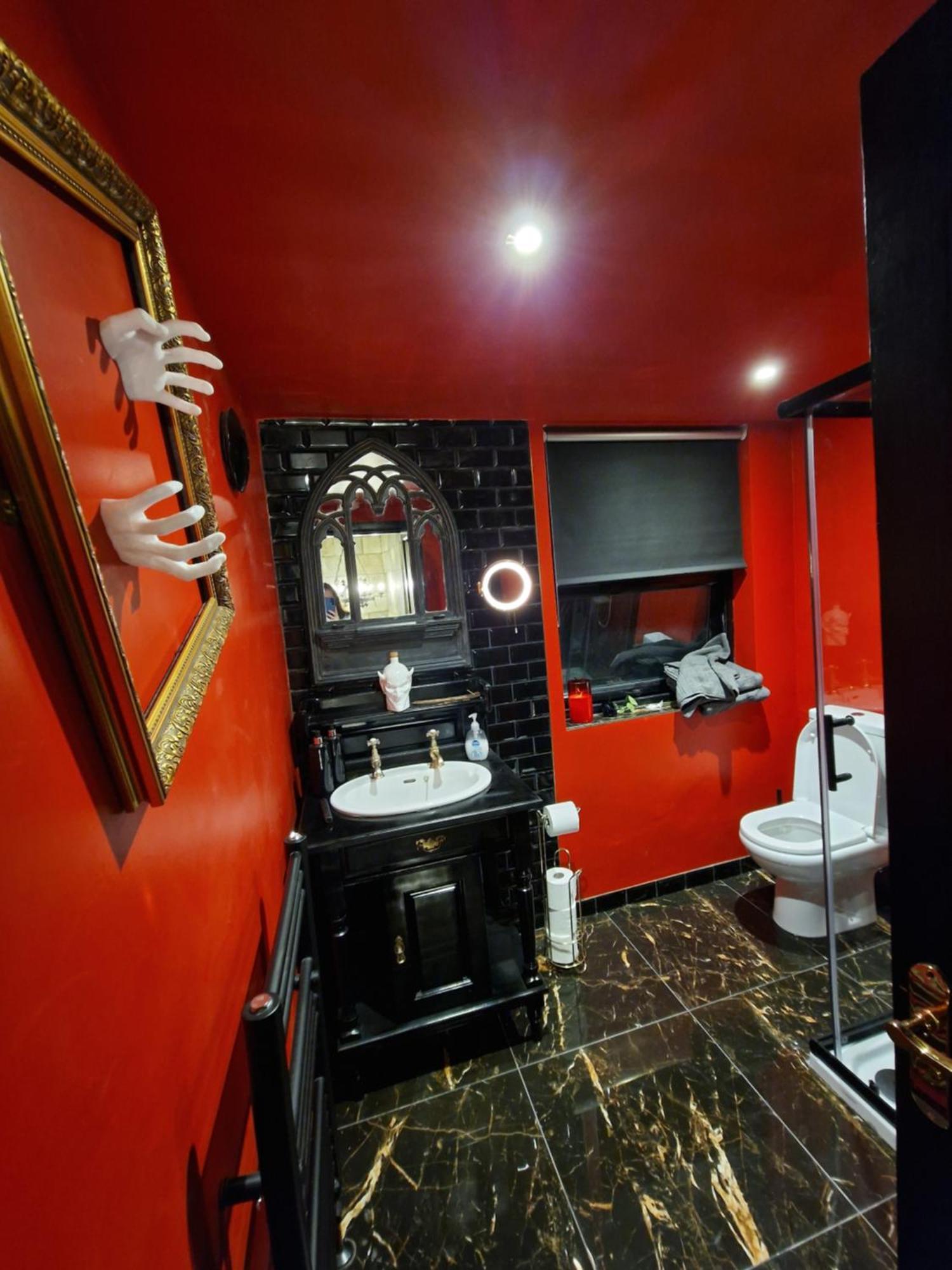Wednesday's Family Guest house *