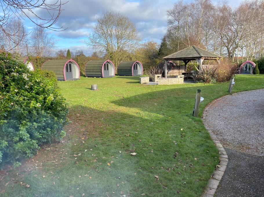 Belle Vista Glamping & *
