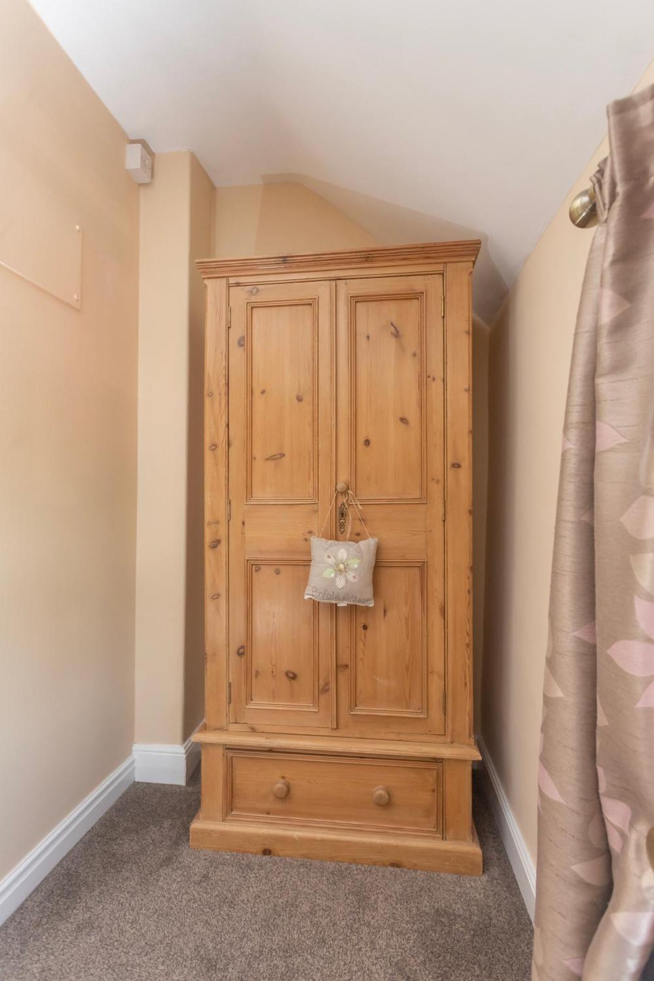 Pinfold 4* York