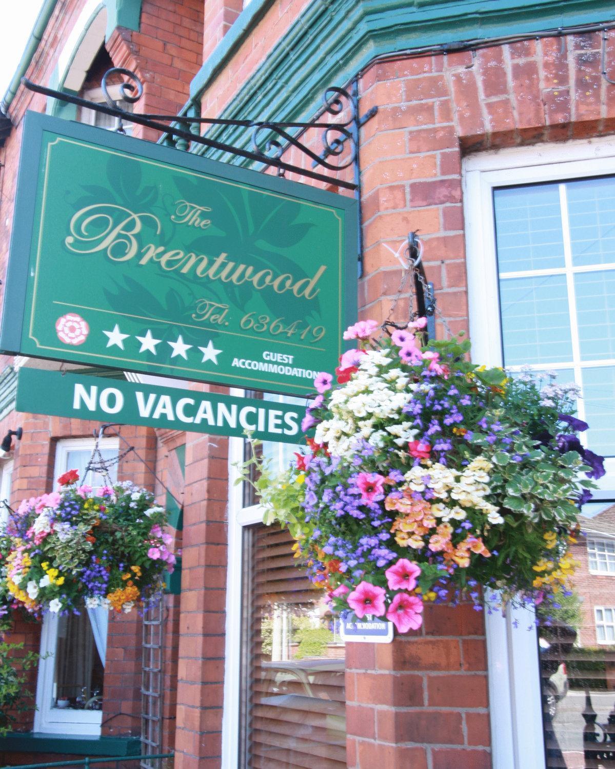 Guest house Brentwood 4*