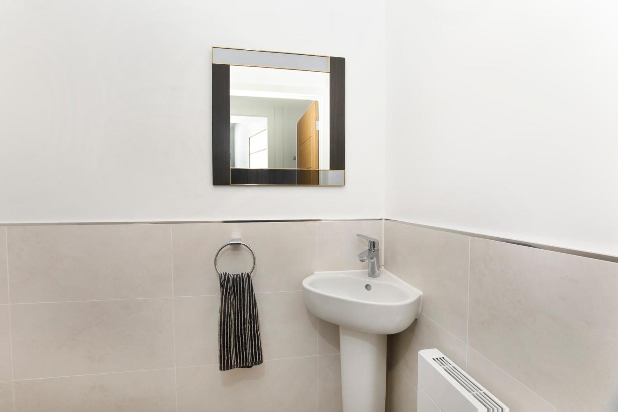 Mount Vale 4 Bedroom Luxury & Free Parking Holiday home York