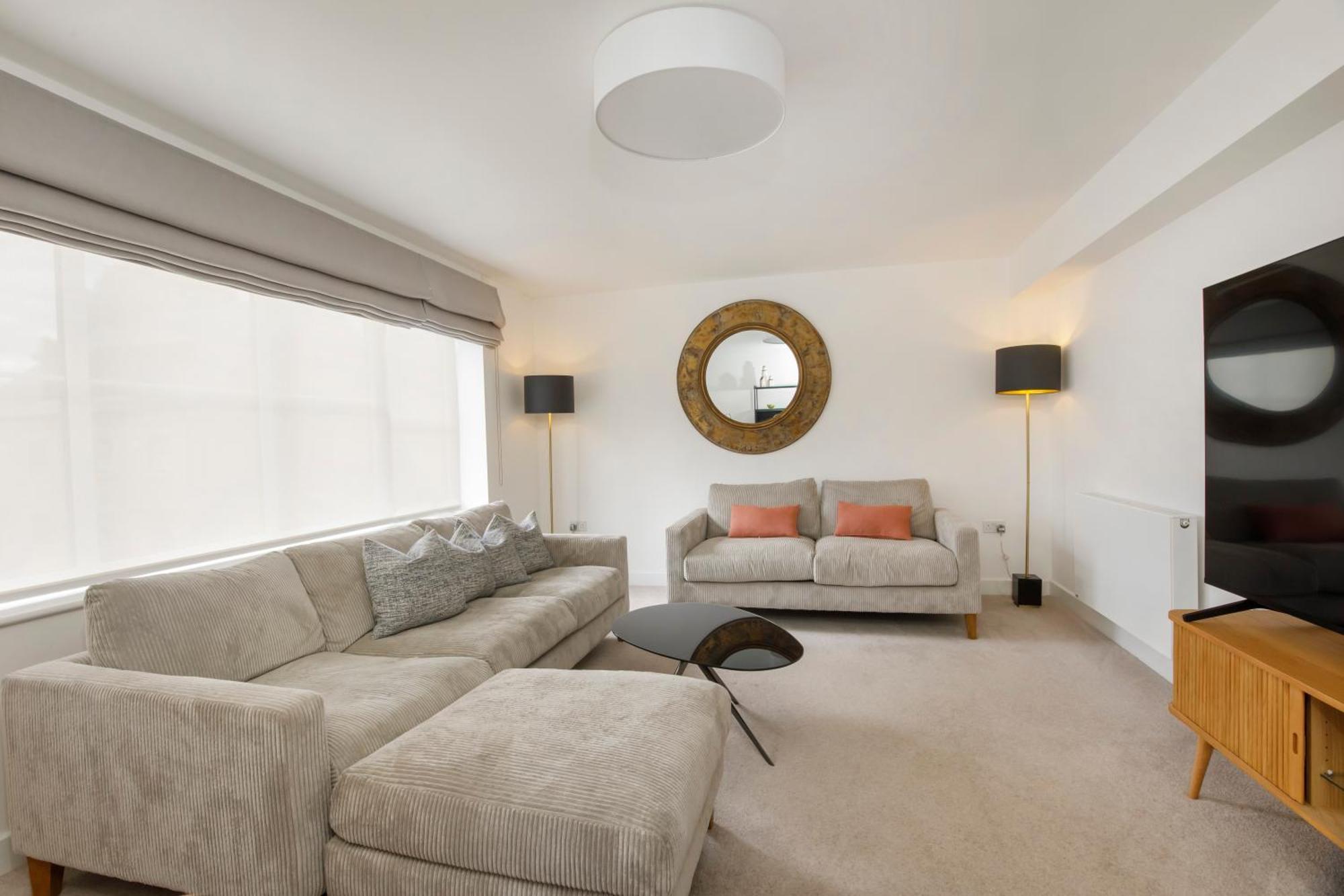 Mount Vale 4 Bedroom Luxury & Free Parking * York