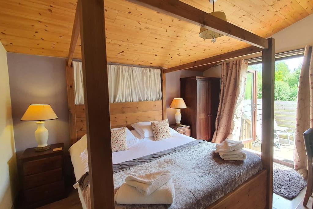 Wild Oats 17, Yellowtop Country Park Villa